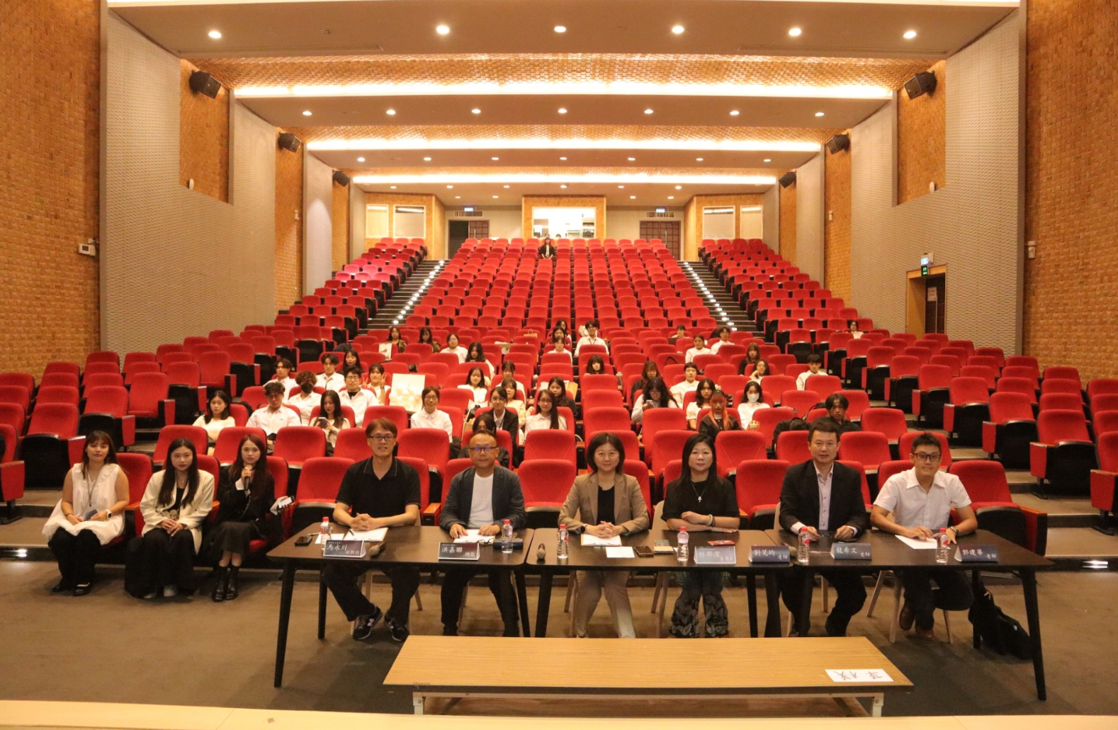 这是一张图片 这是一张图片