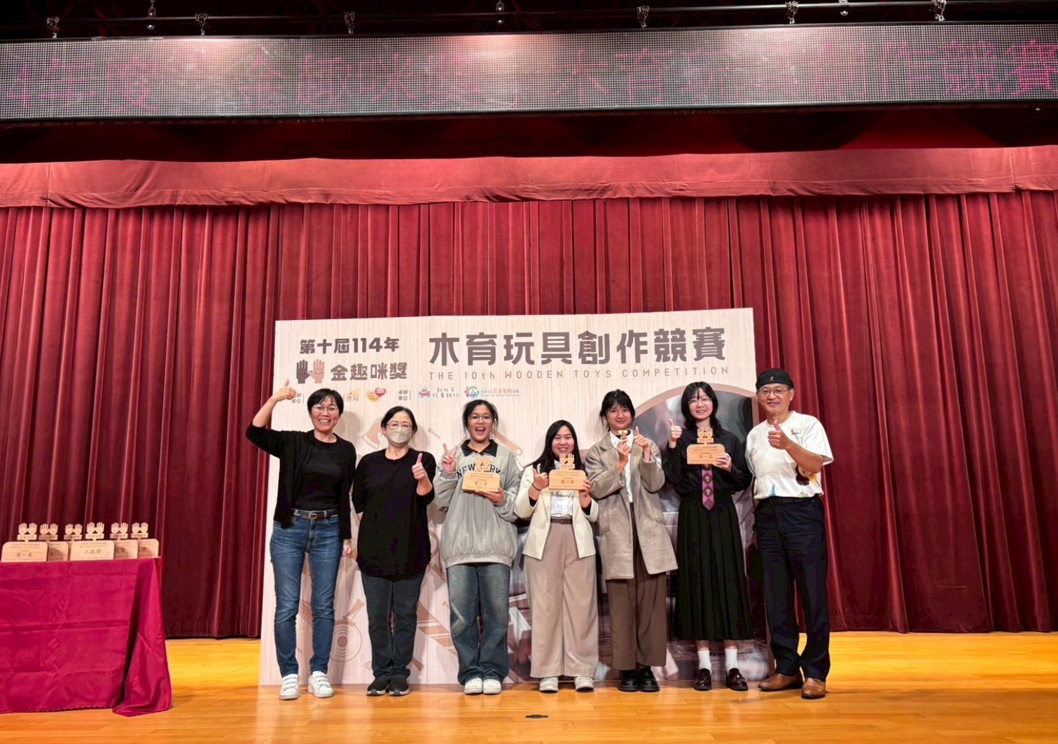 这是一张图片 这是一张图片